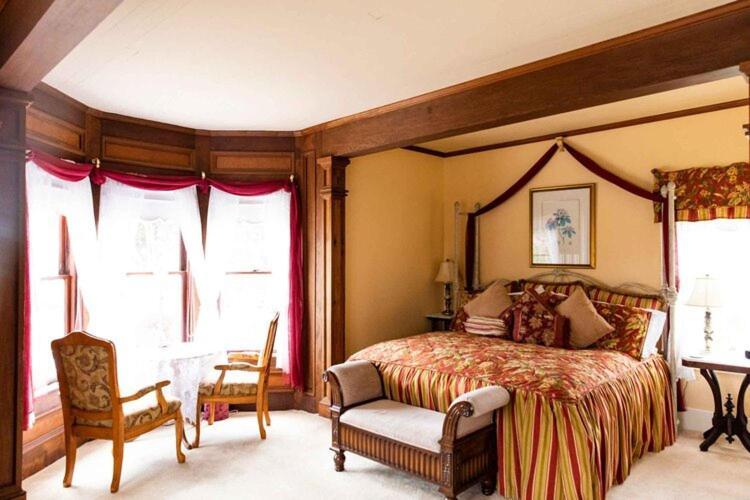 Bed and breakfast Headlands 3*