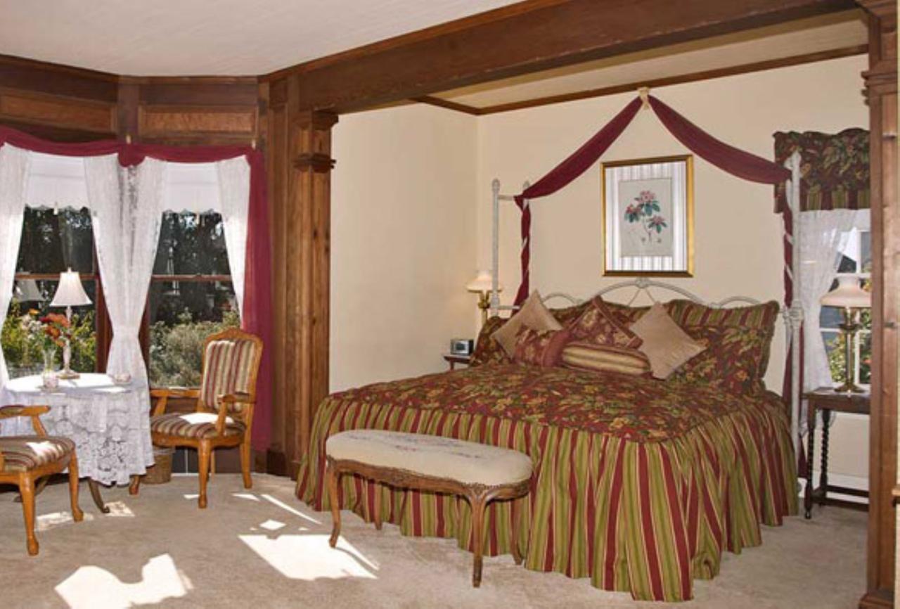 Headlands Bed and breakfast 3*