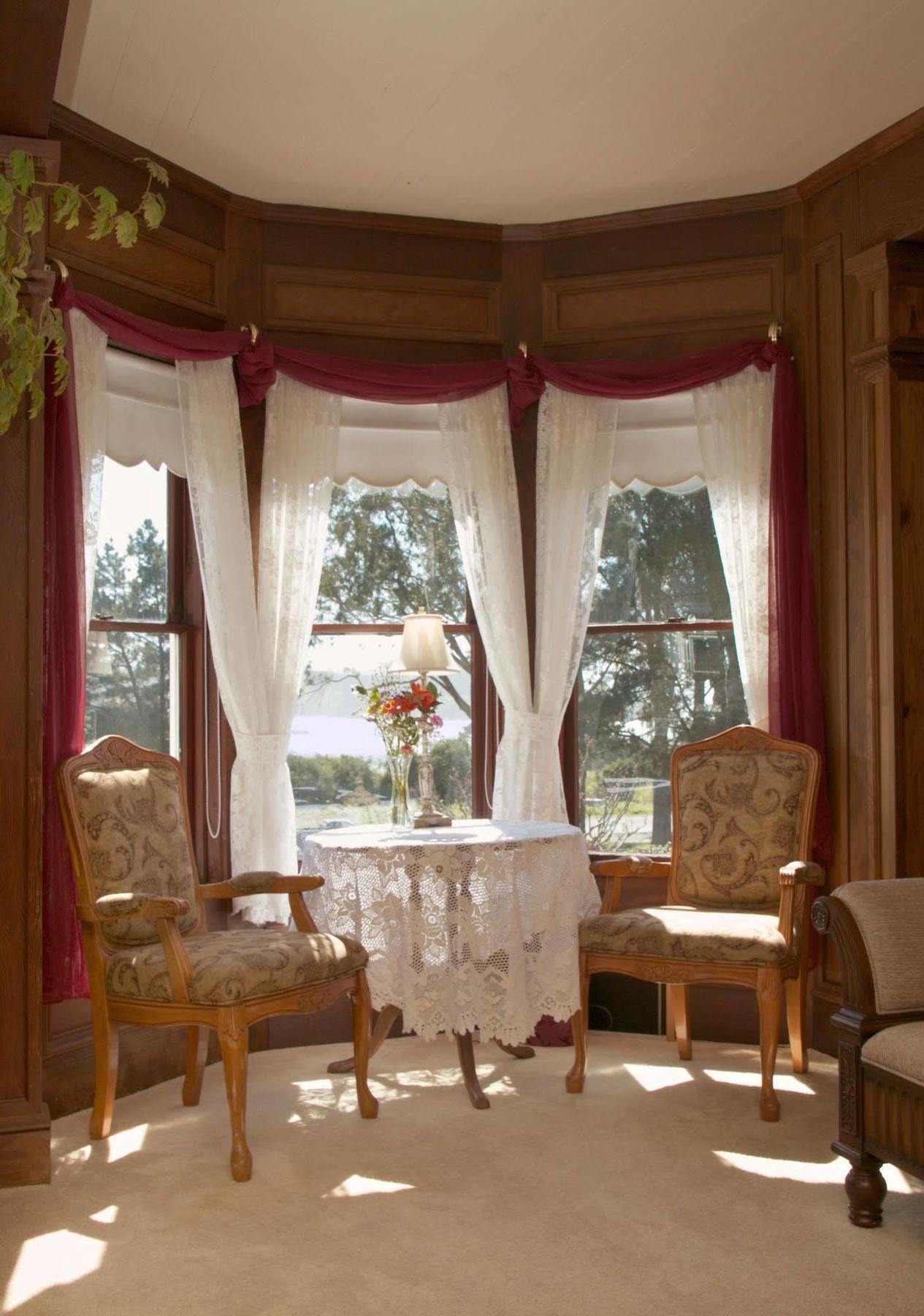 Bed and breakfast Headlands 3*