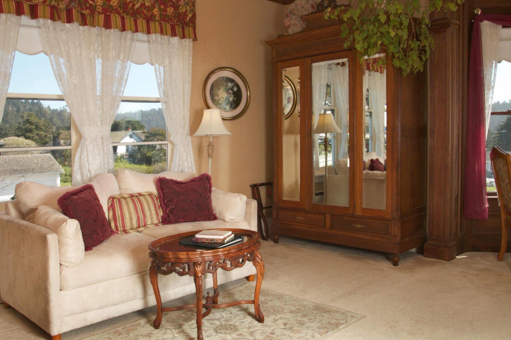 Bed and breakfast Headlands 3*